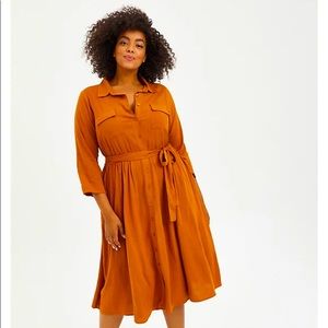 MIDI LENNY BELTED SHIRTDRESS . Torrid size 4